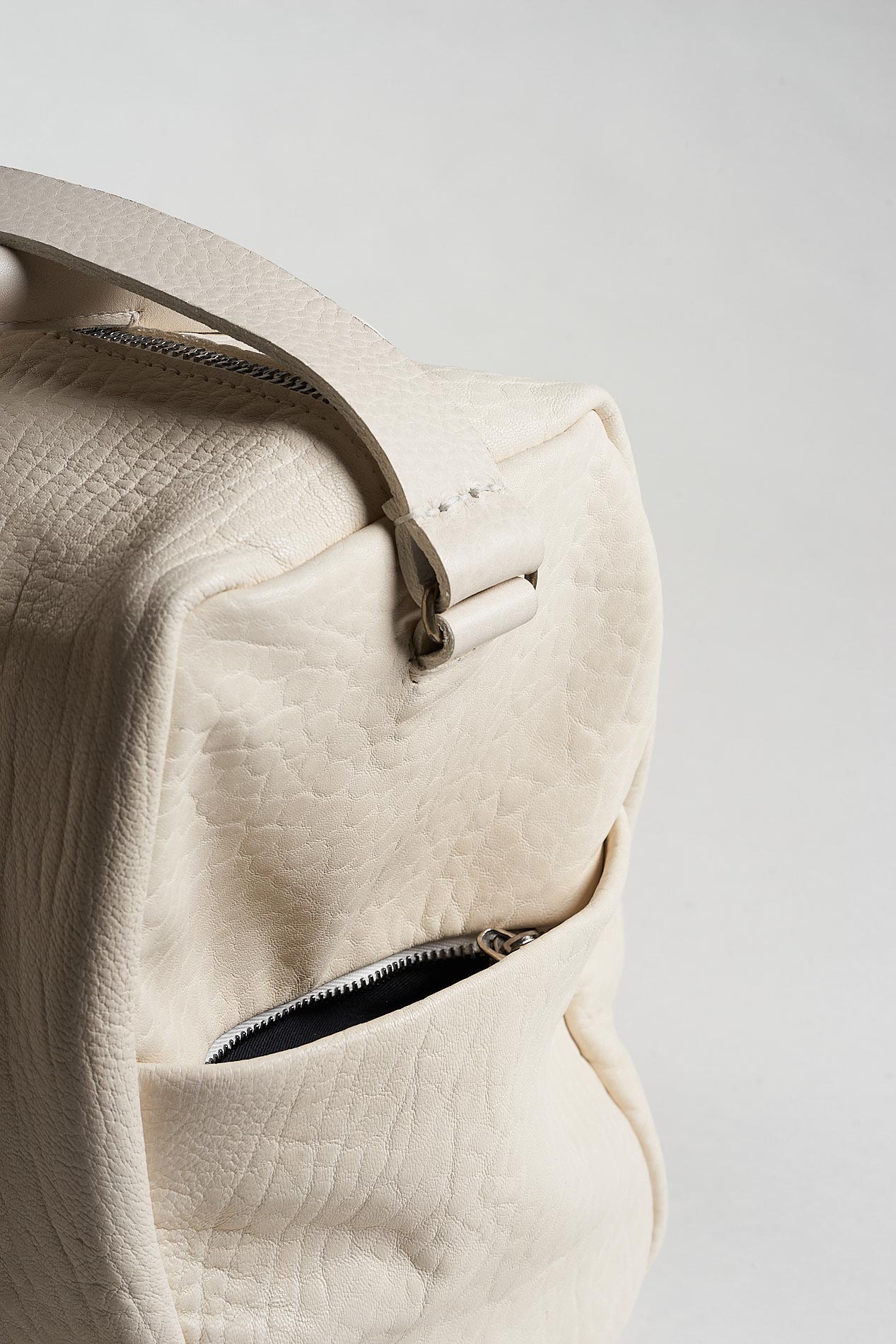 daniele basta leather and silver bags - DETAIL 2